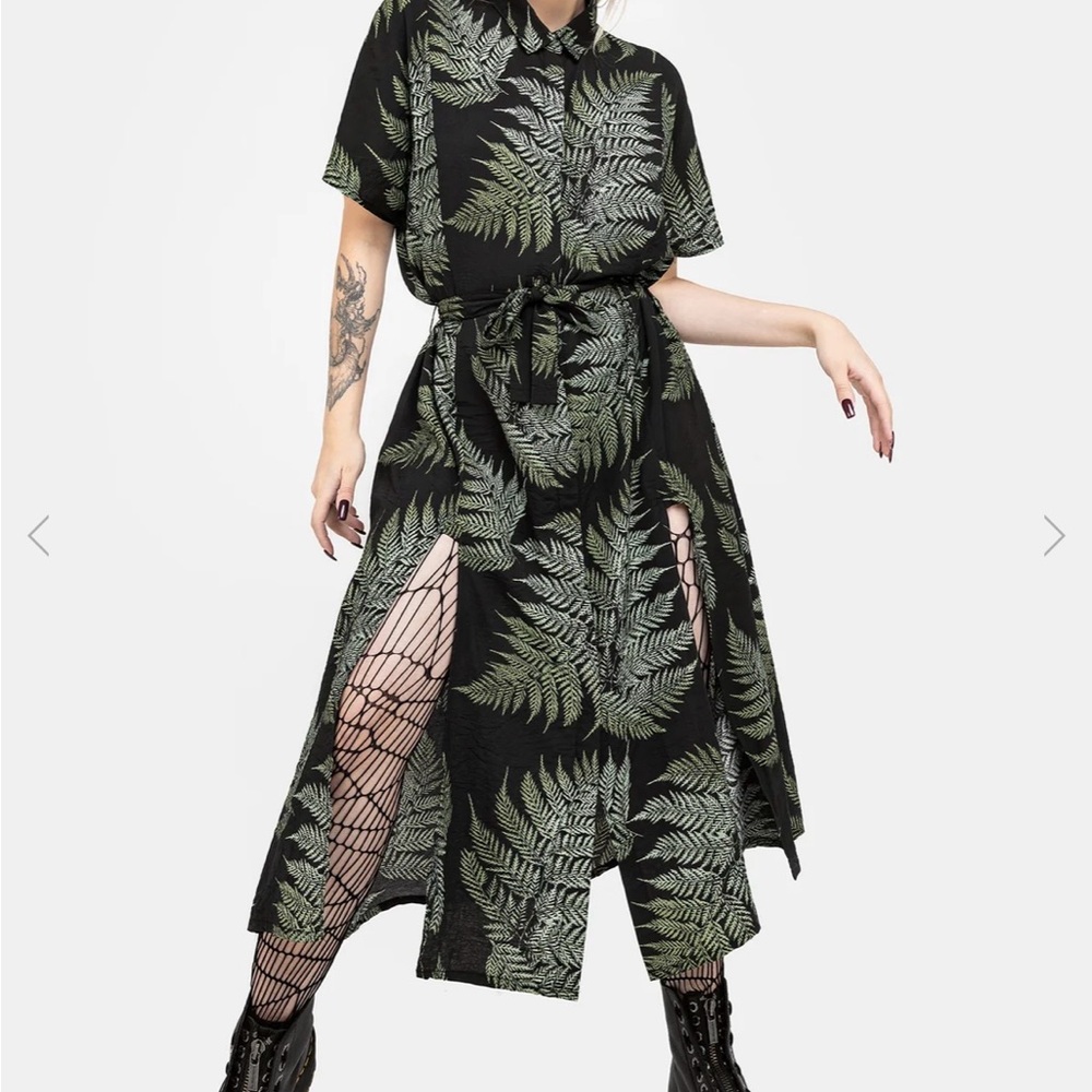 Elegant Black and Green Fern Print Dress